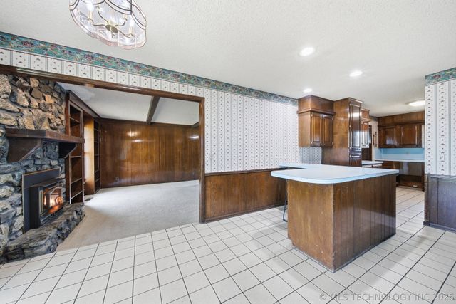 12203 S 88th East Avenue, Bixby, OK 74008
