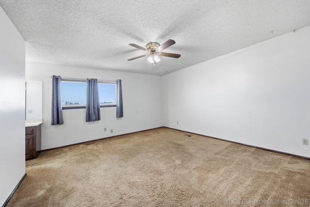 12203 S 88th East Avenue, Bixby, OK 74008