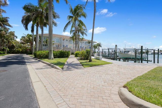 1581 Bow Line Road, Fort Pierce, FL 34949