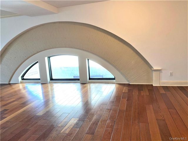 1 S Astor Street 401, Irvington, NY 10533