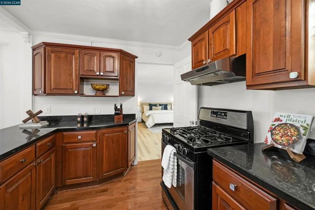3121 Pine St, Martinez, CA 94553