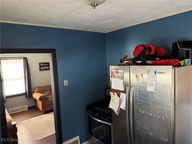 3130 Lincoln Way W, Massillon, OH 44647