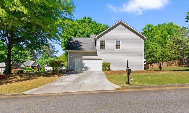12350 Clairmonte Avenue, Alpharetta, GA 30009