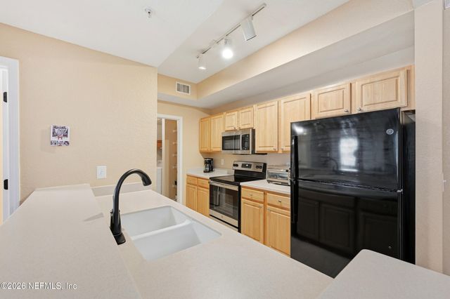 10075 GATE Parkway N 911, Jacksonville, FL 32246