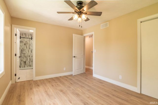 131 E Cooper Court, Ellettsville, IN 47429