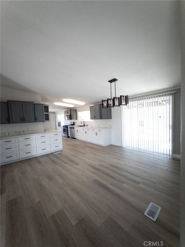 8925 Oleander, California City, CA 93505