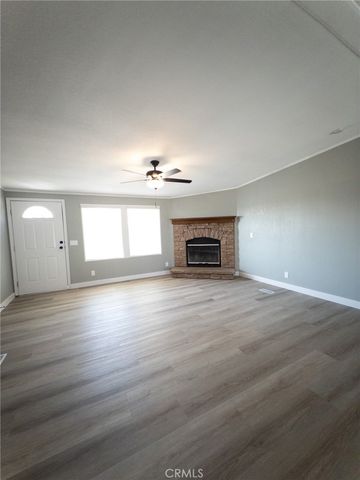 8925 Oleander, California City, CA 93505