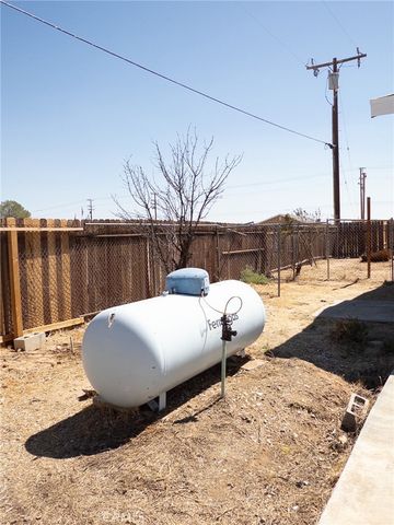 8925 Oleander, California City, CA 93505