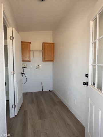 8925 Oleander, California City, CA 93505