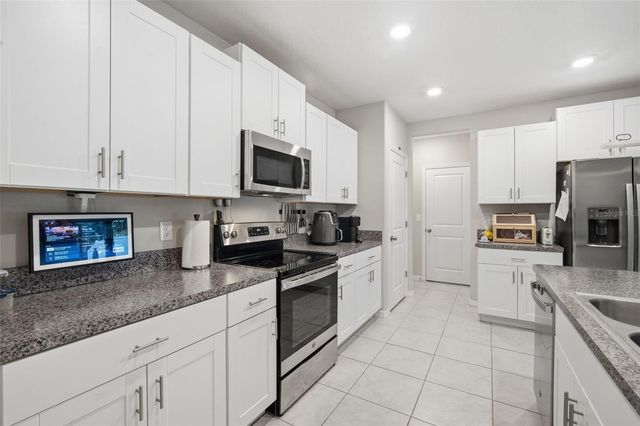 4808 WILD SENNA BOULEVARD, Tampa, FL 33619