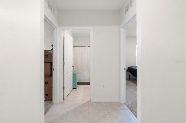 29320 ARMOYAN BOULEVARD, Leesburg, FL 34748