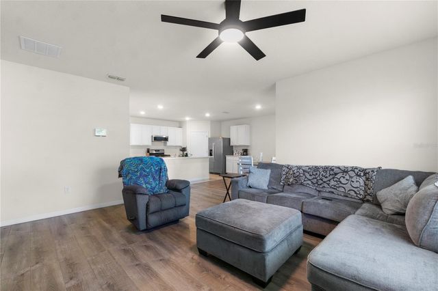 29320 ARMOYAN BOULEVARD, Leesburg, FL 34748