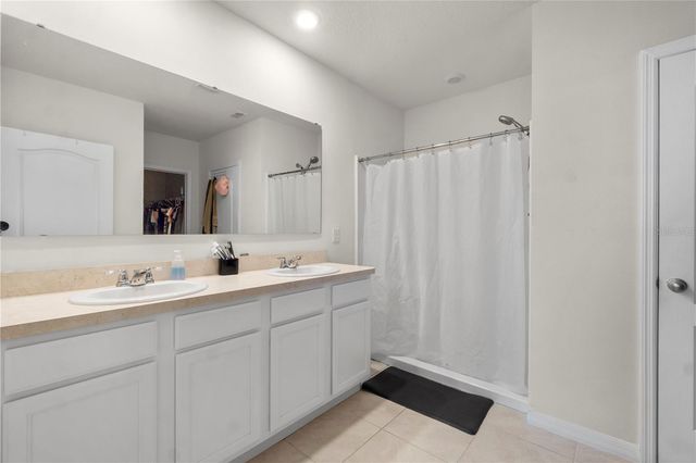 29320 ARMOYAN BOULEVARD, Leesburg, FL 34748