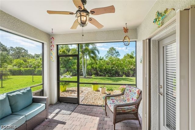 2536 Laurentina LN, Cape Coral, FL 33909