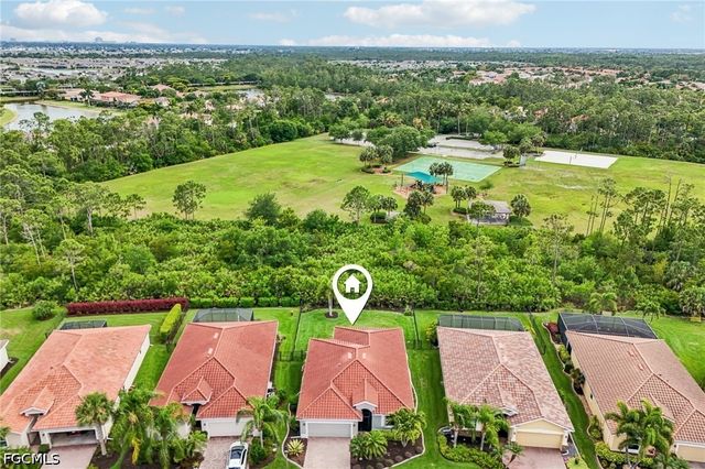 2536 Laurentina LN, Cape Coral, FL 33909