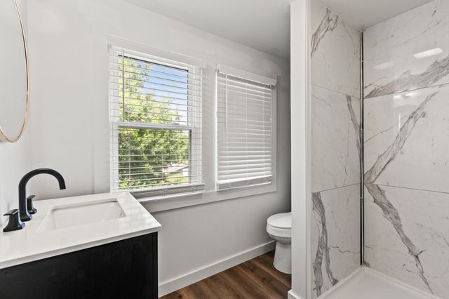 445 College Hill Road, Waco, KY 40385