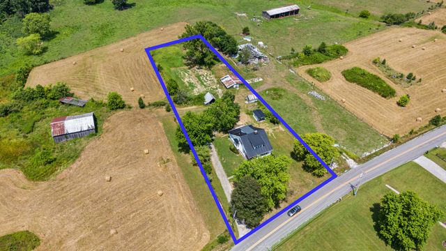 445 College Hill Road, Waco, KY 40385