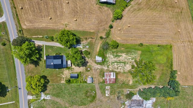 445 College Hill Road, Waco, KY 40385