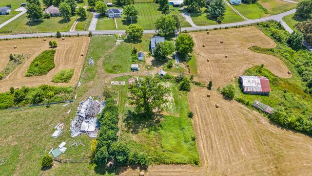 445 College Hill Road, Waco, KY 40385