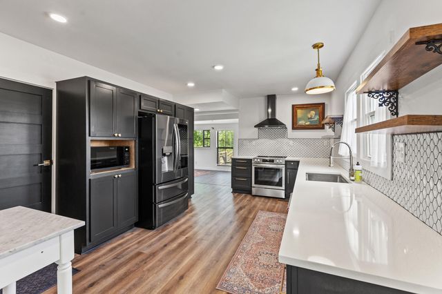 445 College Hill Road, Waco, KY 40385