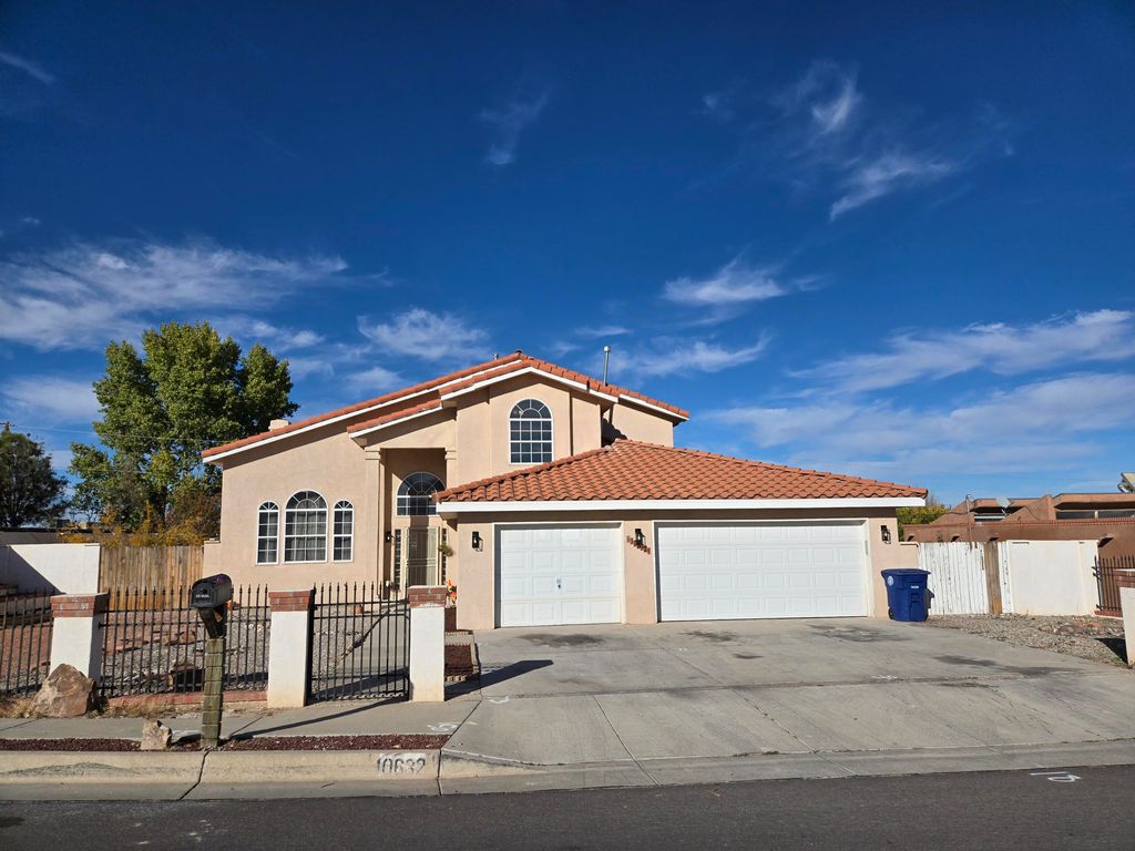 10632 Pastime Avenue NW, Albuquerque, NM 87114