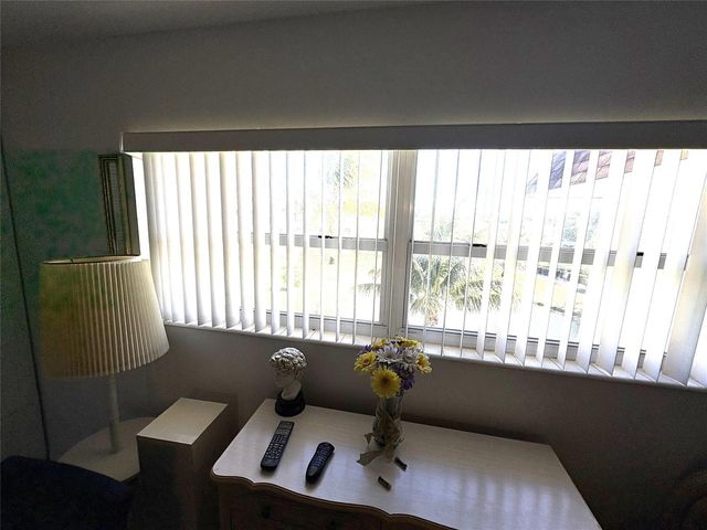 3506 NW 49th Avenue 604, Lauderdale Lakes, FL 33319