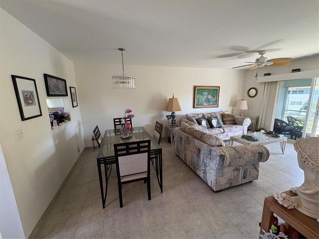 3506 NW 49th Avenue 604, Lauderdale Lakes, FL 33319