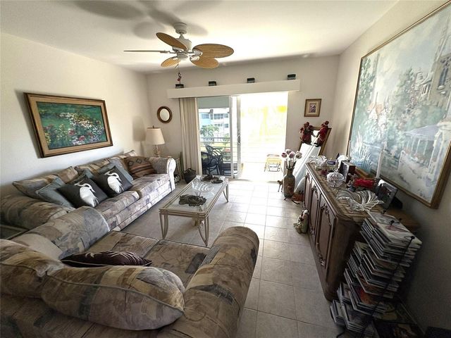3506 NW 49th Avenue 604, Lauderdale Lakes, FL 33319