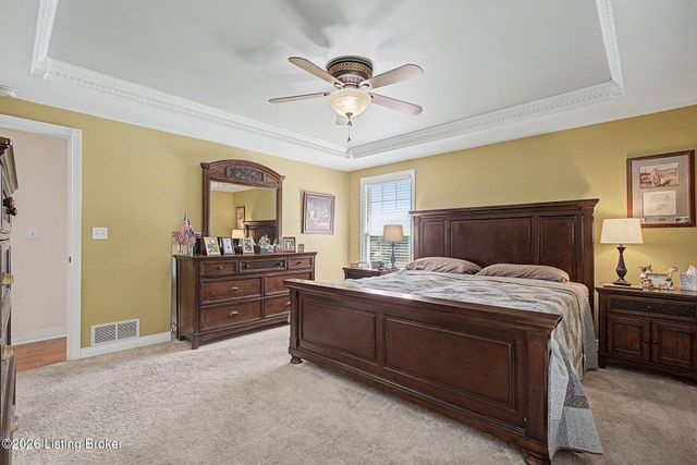 440 S Peak Ave, Shepherdsville, KY 40165