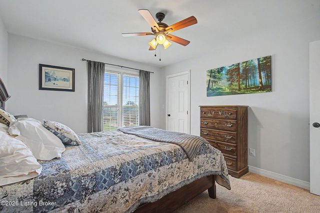 440 S Peak Ave, Shepherdsville, KY 40165