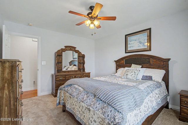 440 S Peak Ave, Shepherdsville, KY 40165