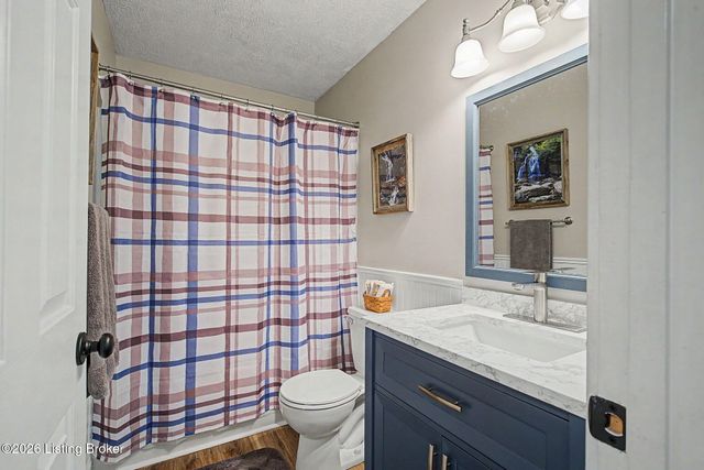 440 S Peak Ave, Shepherdsville, KY 40165