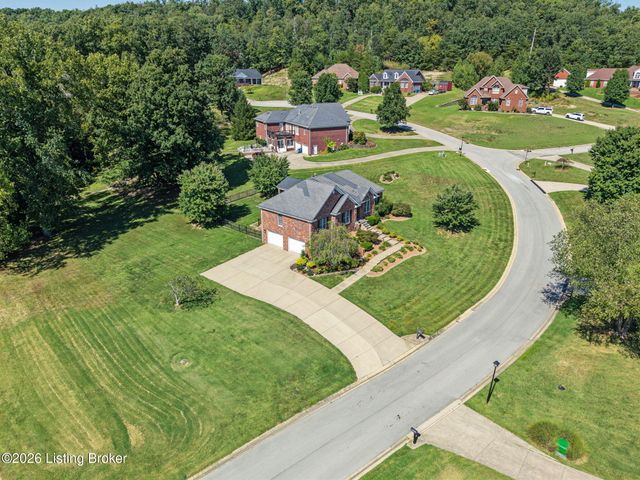 440 S Peak Ave, Shepherdsville, KY 40165