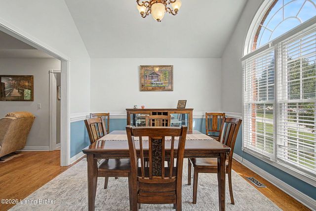 440 S Peak Ave, Shepherdsville, KY 40165