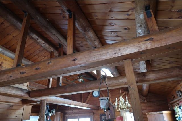 25 Old Center St, Carver, MA 02330