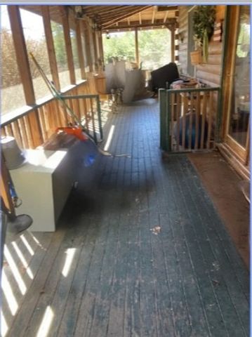 25 Old Center St, Carver, MA 02330