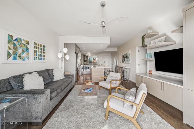 2300 E CAMPBELL Avenue 405, Phoenix, AZ 85016