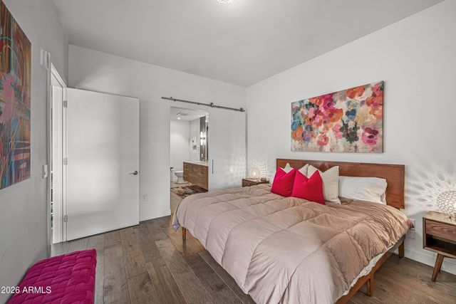 2300 E CAMPBELL Avenue 405, Phoenix, AZ 85016