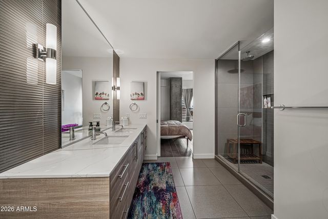 2300 E CAMPBELL Avenue 405, Phoenix, AZ 85016