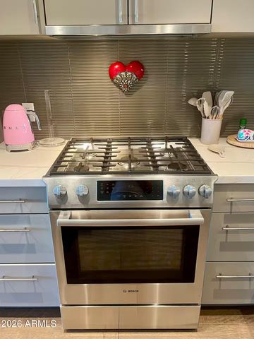 2300 E CAMPBELL Avenue 405, Phoenix, AZ 85016