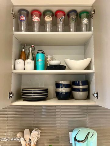 2300 E CAMPBELL Avenue 405, Phoenix, AZ 85016