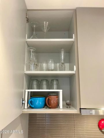 2300 E CAMPBELL Avenue 405, Phoenix, AZ 85016