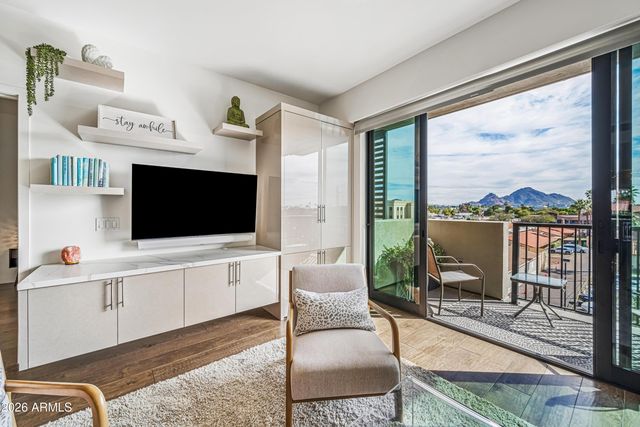 2300 E CAMPBELL Avenue 405, Phoenix, AZ 85016