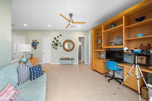 4207 Barataria Court, Galveston, TX 77554