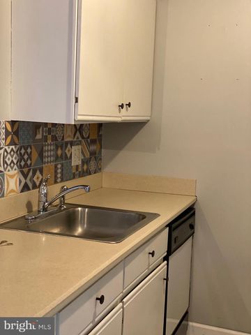 439 GLASSBORO, Woodbury Heights, NJ 08097