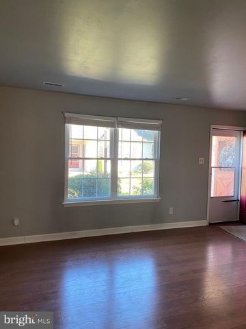 439 GLASSBORO, Woodbury Heights, NJ 08097