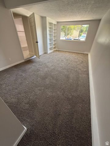 268 E 3100 N, North Ogden, UT 84414