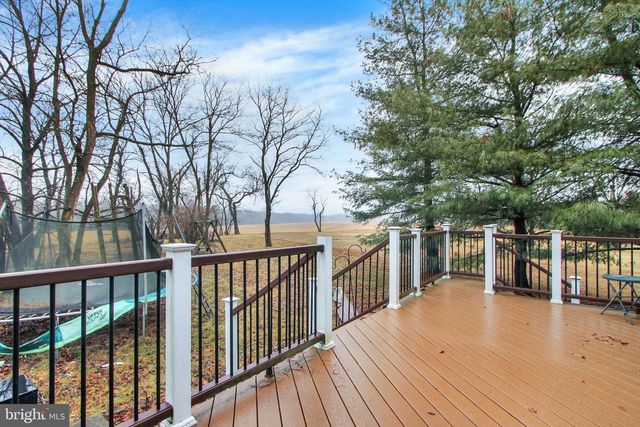 837 HANCOCK DR, Gettysburg, PA 17325