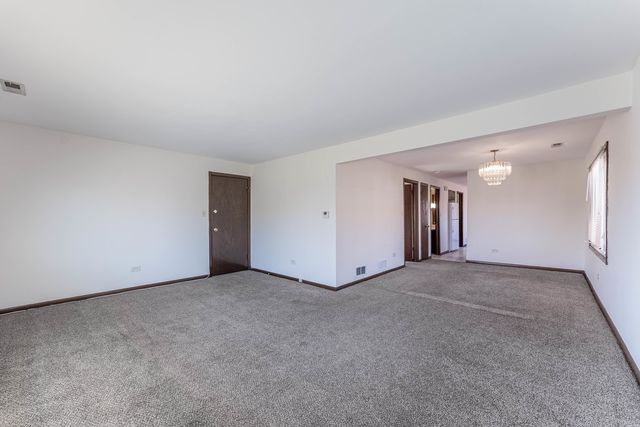 7560 Banks Street 2, Justice, IL 60458