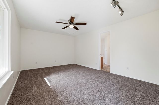 609 Renaissance Place, Cedar Hill, TX 75104